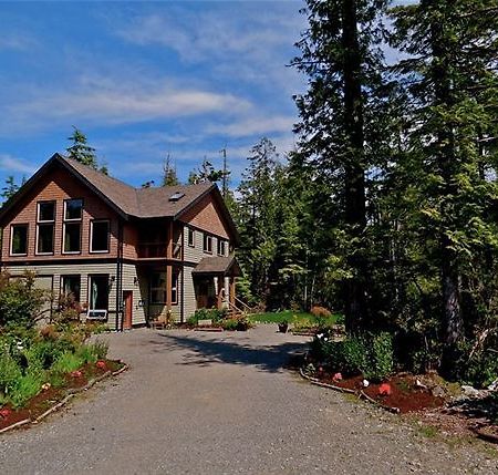 Cobble Wood And Bird Sanctuary Guest Houses Tofino Extérieur photo